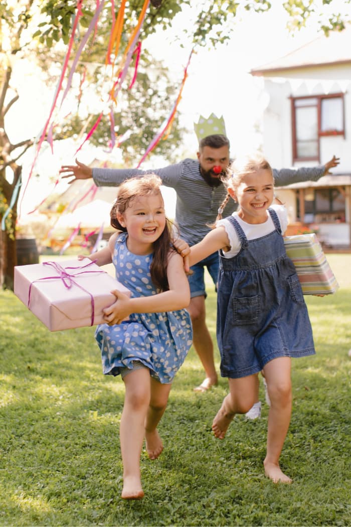 Katy's friend Playing Games